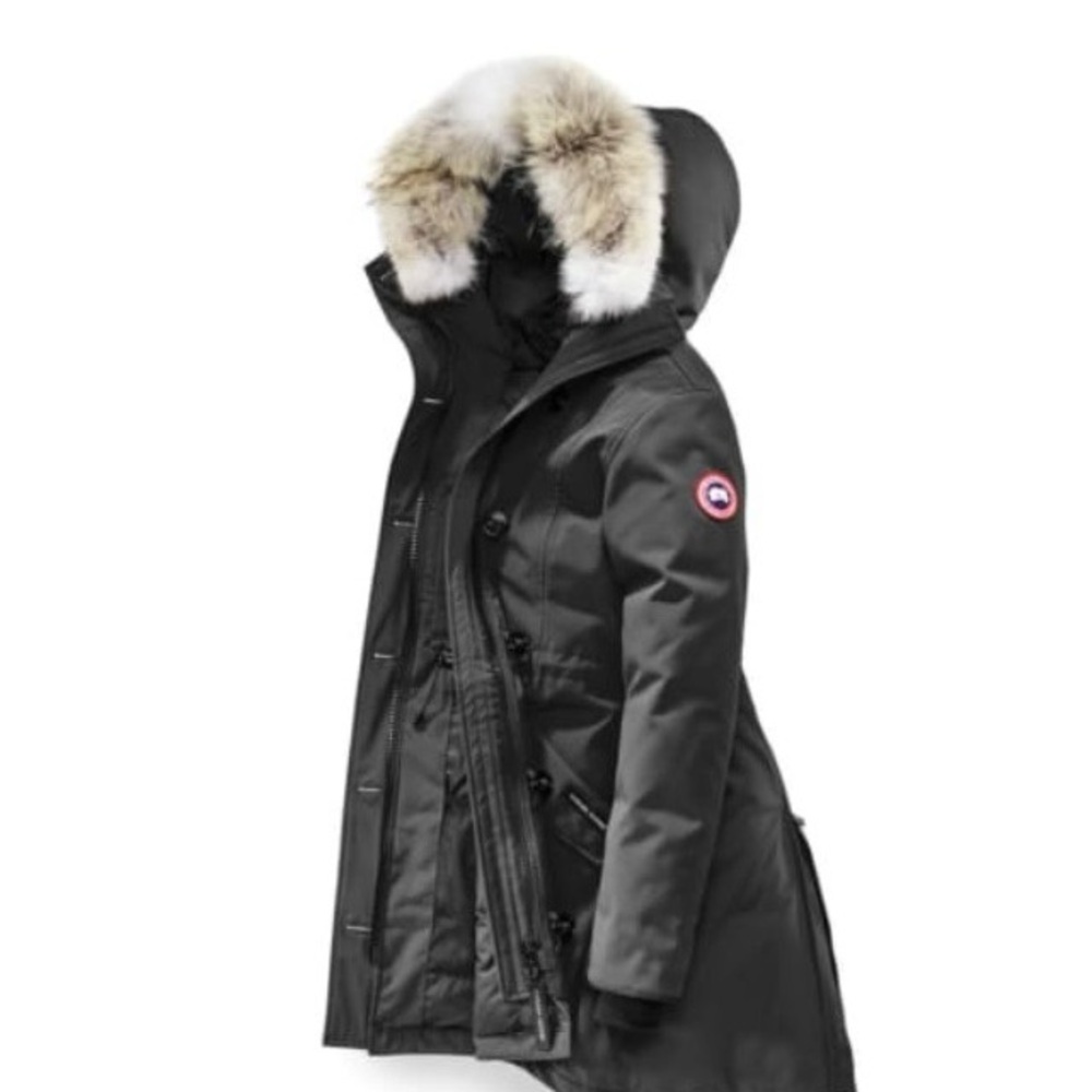 Canada Goose Women's Rossclair Parka Heritage with Fur Trim